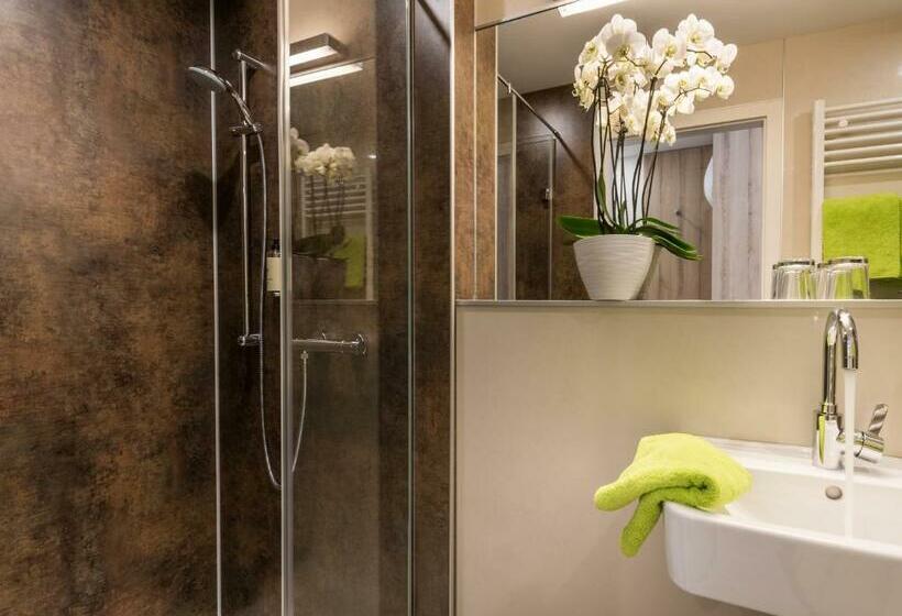 标准间, Burg Heimerzheim