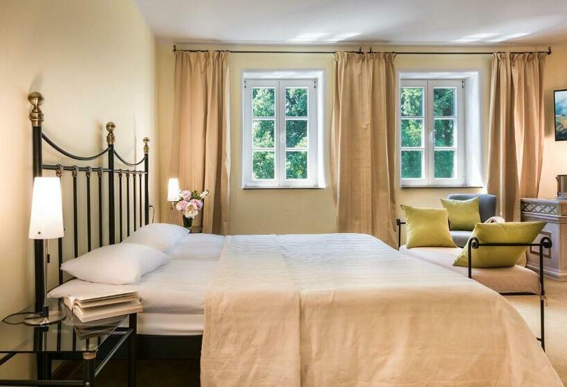 Четырехместный Номер Deluxe, Burg Heimerzheim