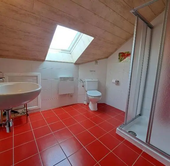スイート, Chanteloup, Maison D Hôtes  Halleux