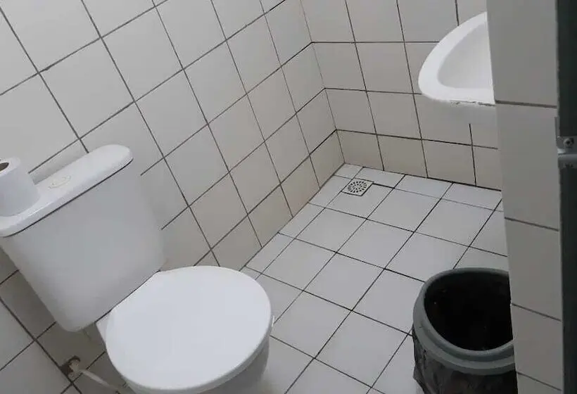 اتاق استاندارد, Italia