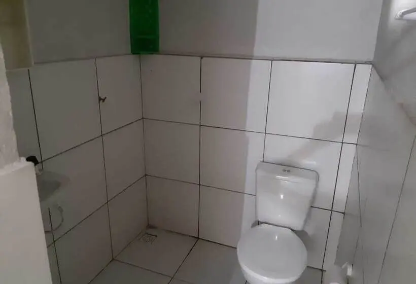 اتاق استاندارد سه نفره, Italia