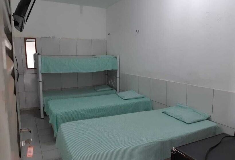 غرفة قياسية رباعية, Italia