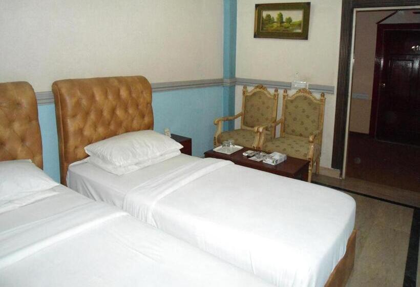 اتاق استاندارد یک نفره, Mayfair