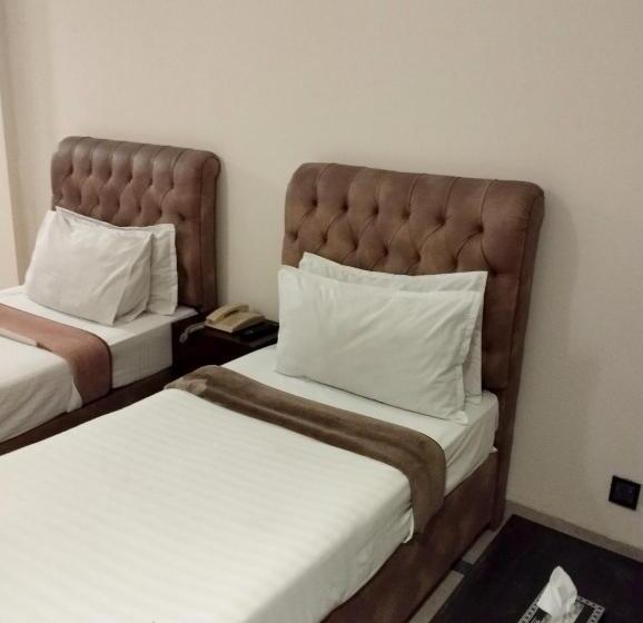 اتاق لوکس, Mayfair