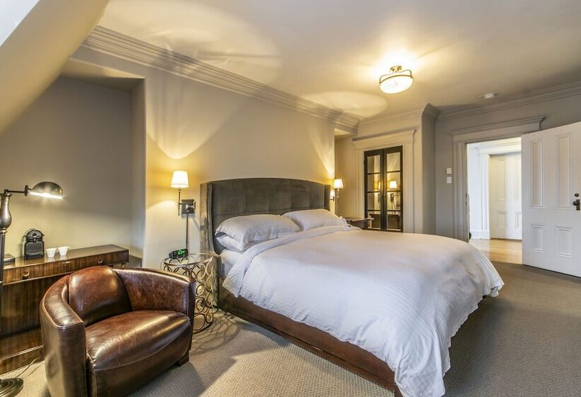 Номер Deluxe, Ryan Mansion