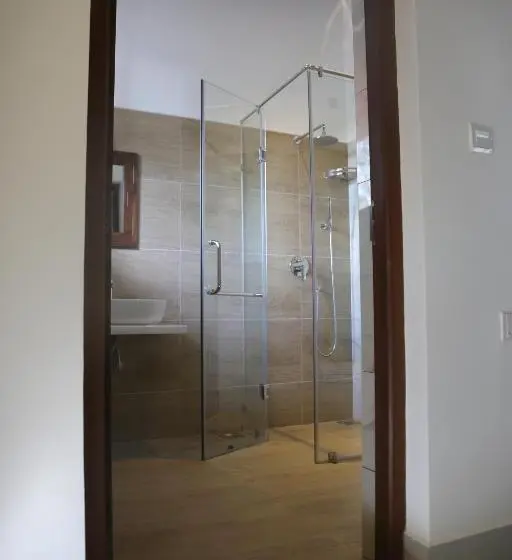 اتاق سوپریور سه تخته, Amanda Beach Resort