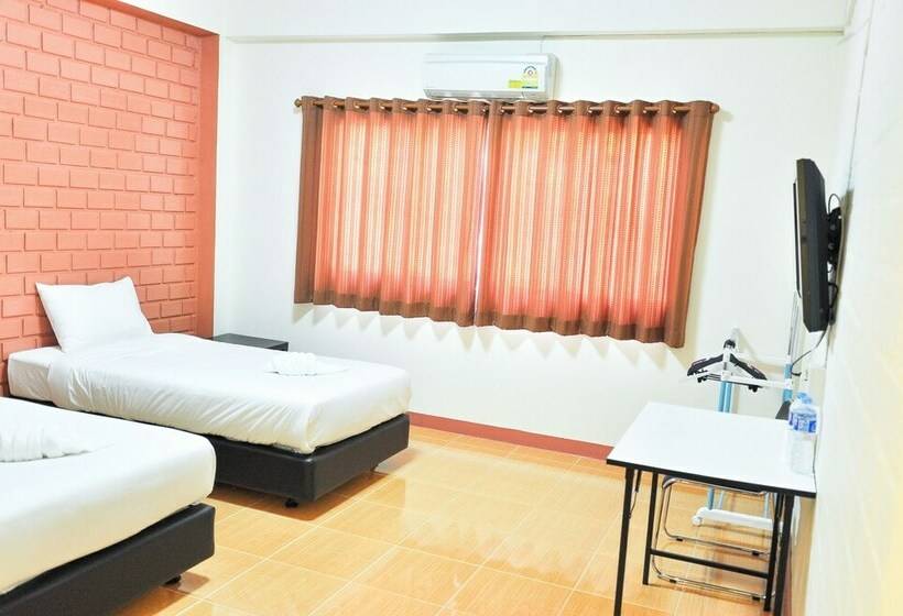 标准间, Budsarakam Place