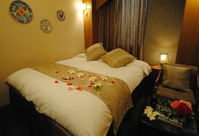 غرفة قياسية فردية, Marion