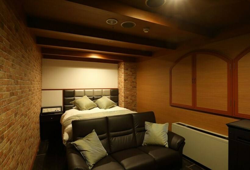 غرفة قياسية, Marion