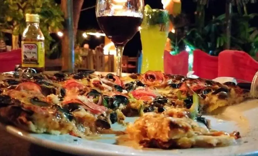 ガーデンビューのスタンダードバンガロー, Restaurante Spa La Barca De Oro
