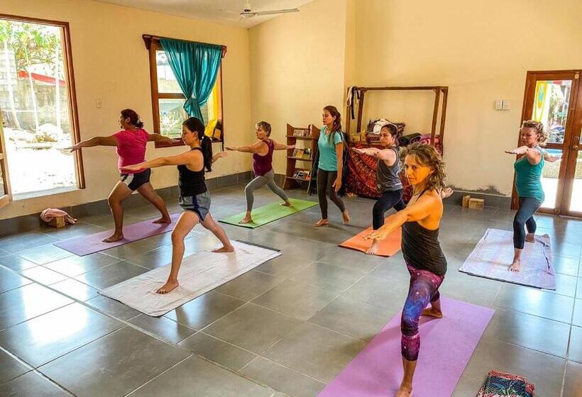 اتاق راحتی سه تخته, Restaurante Spa La Barca De Oro