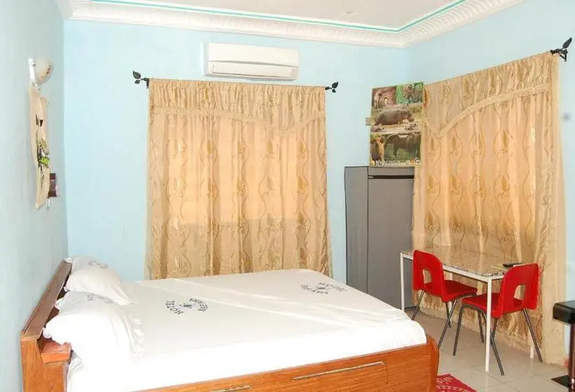 اتاق استاندارد, Safari Cotonou