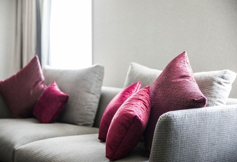 Люкс, The Rise Osaka Kitashinchi