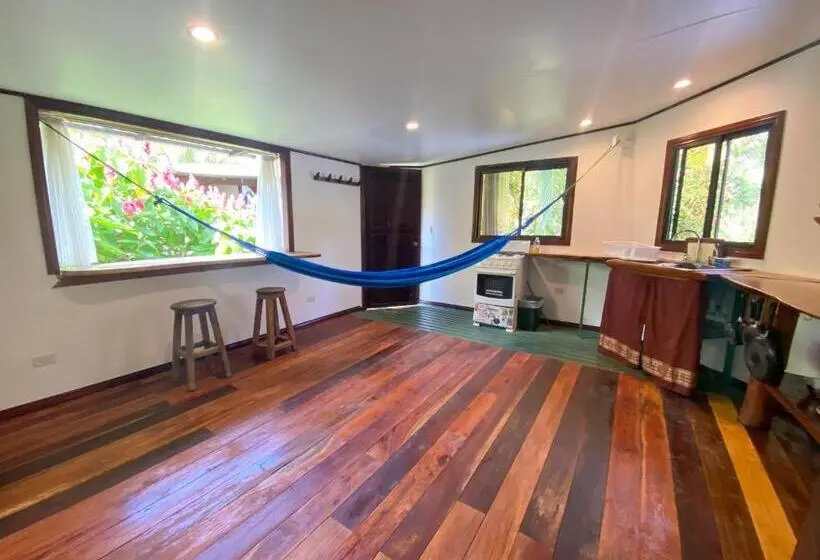 庭の見える１ベッドルームアパートメント, La Ruka Hostel