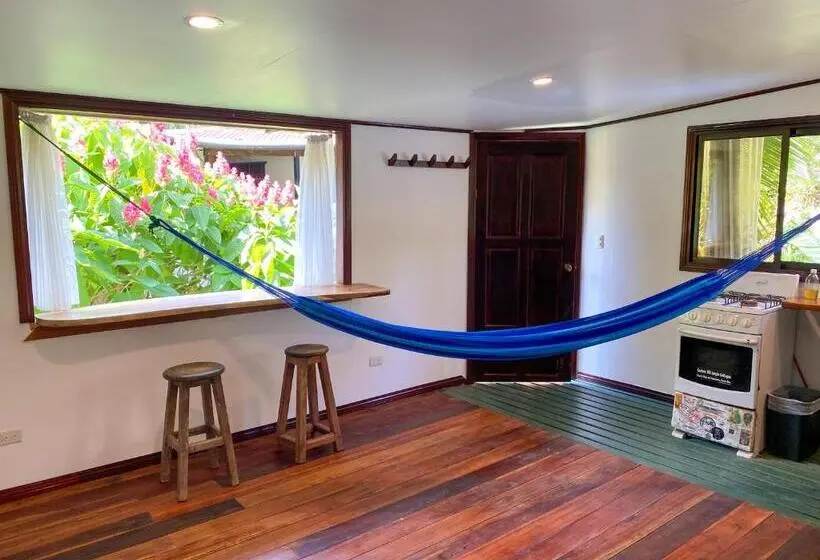 庭の見える１ベッドルームアパートメント, La Ruka Hostel