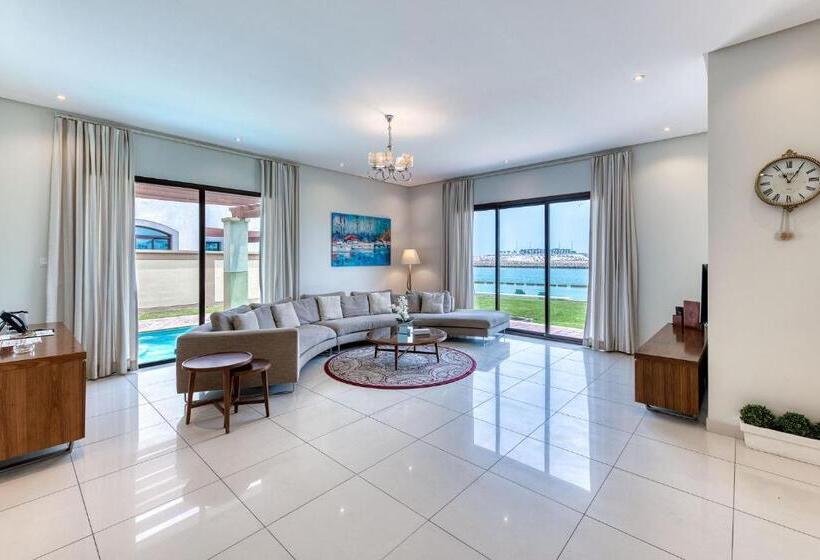 Вилла 4 Спальни, The Grove Resort Bahrain