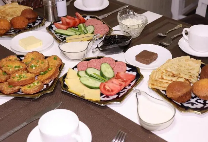 اتاق لوکس, Al Bukhari Boutique