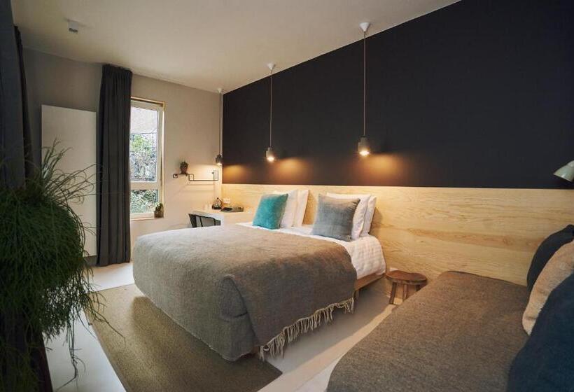 Standaard Driepersoonskamer met Uitzicht op de Tuin, Latroupe Jardin Secret