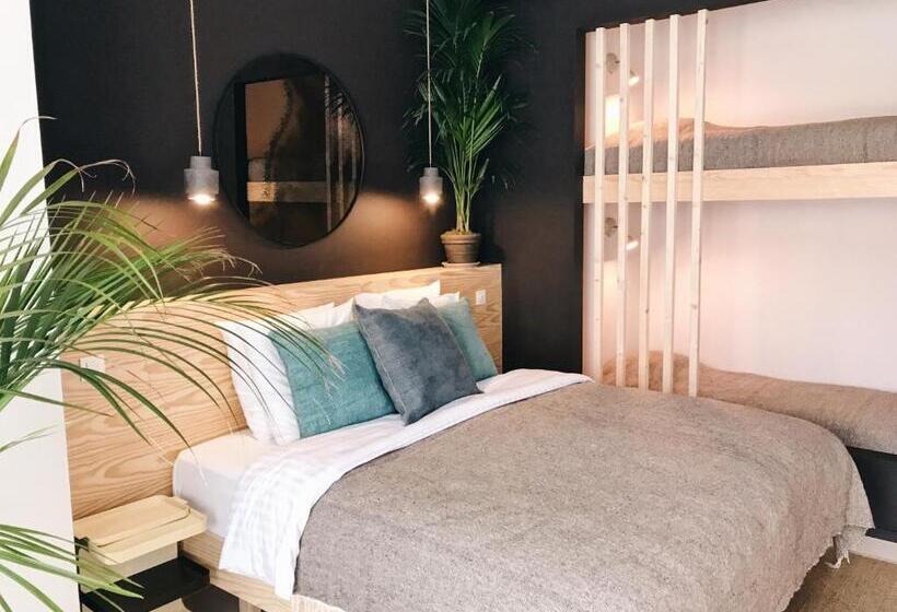 Familiekamer met Uitzicht op de Tuin, Latroupe Jardin Secret