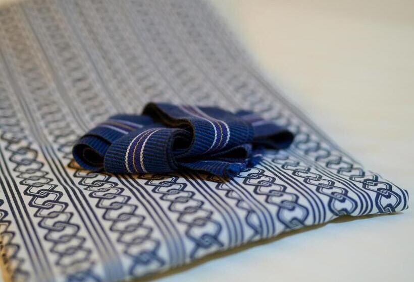 غرفة قياسية, Simizu