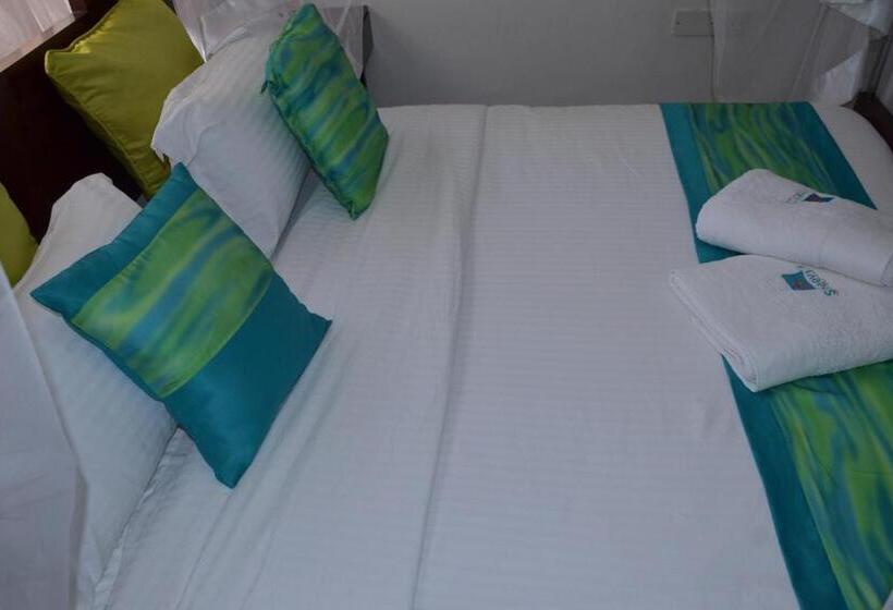 اتاق استاندارد, Sheevys Bed N Breakfast