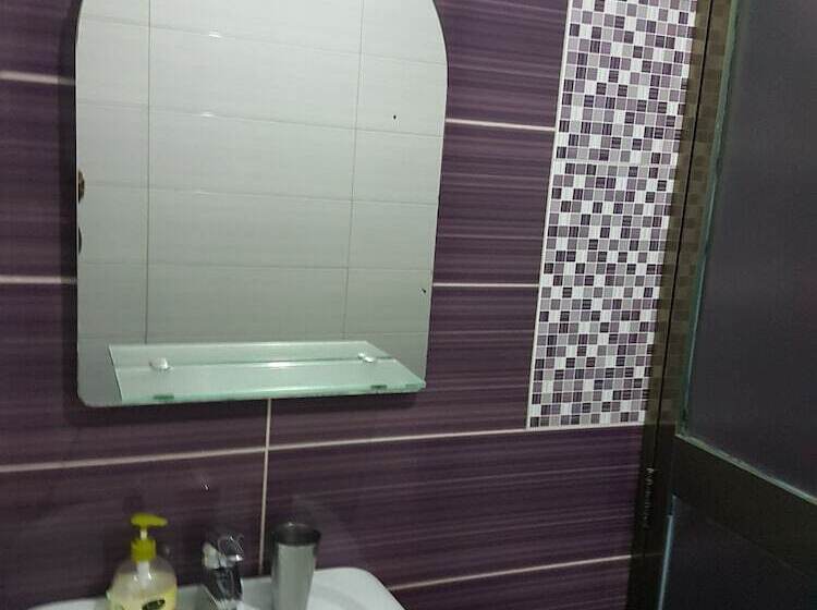 اتاق استاندارد, Sheevys Bed N Breakfast