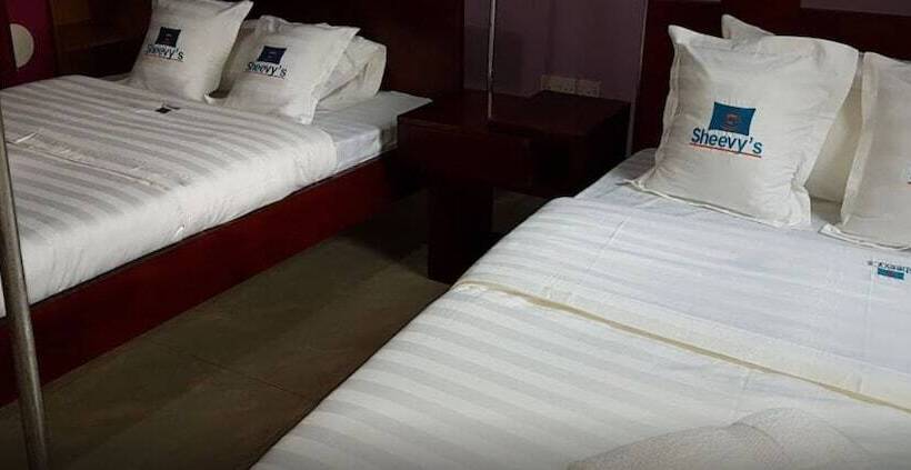 اتاق لوکس سه تخته, Sheevys Bed N Breakfast