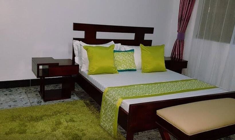 اتاق استاندارد یک نفره, Sheevys Bed N Breakfast