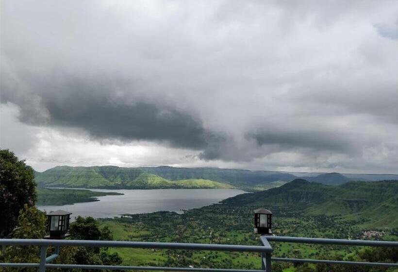 Номер Deluxe с Балконом, Miraya