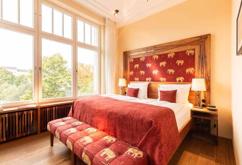 سوییت جونیور, Orania.berlin