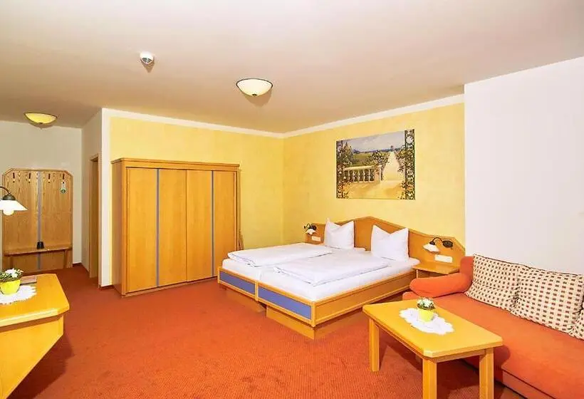 اتاق لوکس با بالکن, Landhotel Wiesbauer