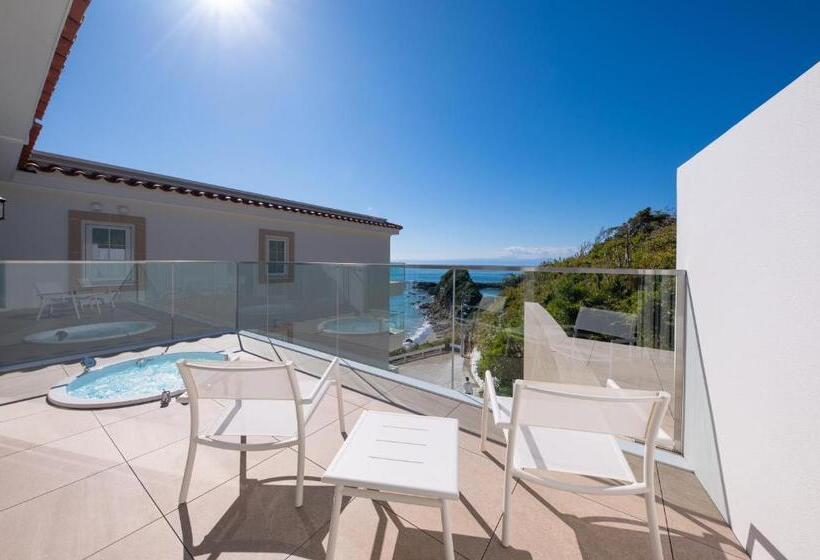 סוויטה עם ג'קוזי, Hayama Hotel Otowa No Mori