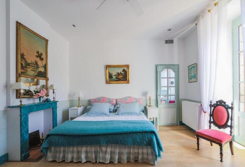 Номер Superior, 1 Logis A Domme  Piscine & Spa