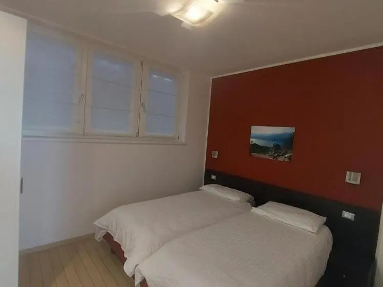 Perhehuoneisto, Villa Treccani Apartments