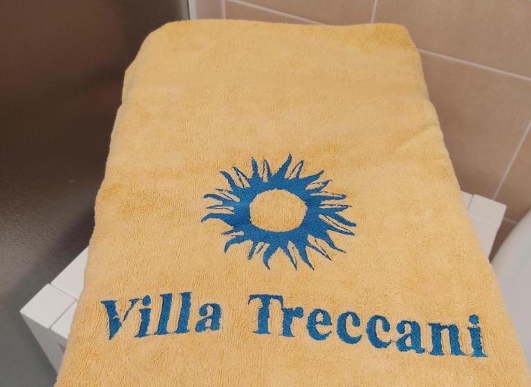 اتاق استاندارد با چشم‌انداز استخر, Villa Treccani Apartments
