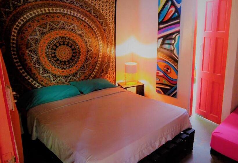 اتاق استاندارد, Hostal La Casa De Juan