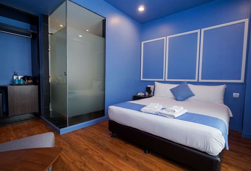 חדר דלוקס, Bloommaze Boutique