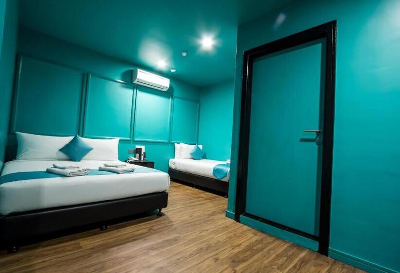 חדר סטנדרט לשלושה, Bloommaze Boutique