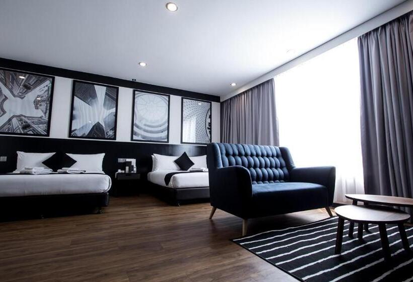 סוויטה משפחתית, Bloommaze Boutique