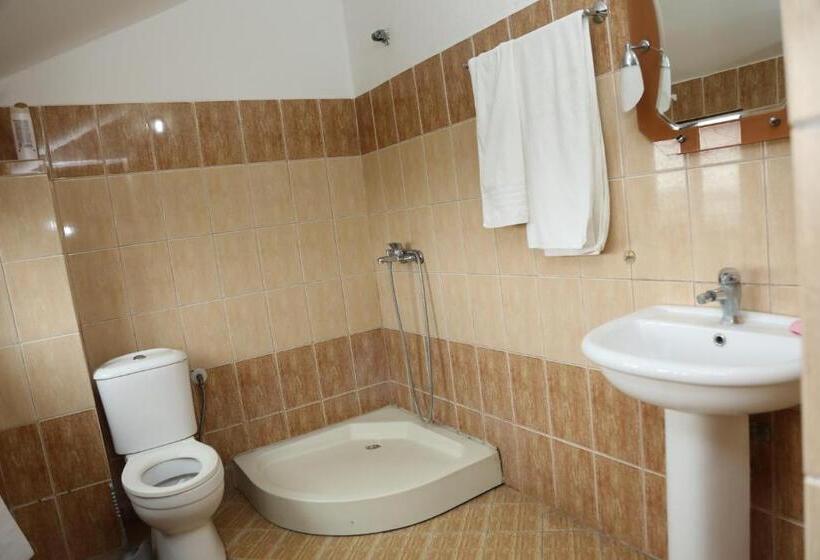 اتاق استاندارد با بالکن, Villa Kabashi