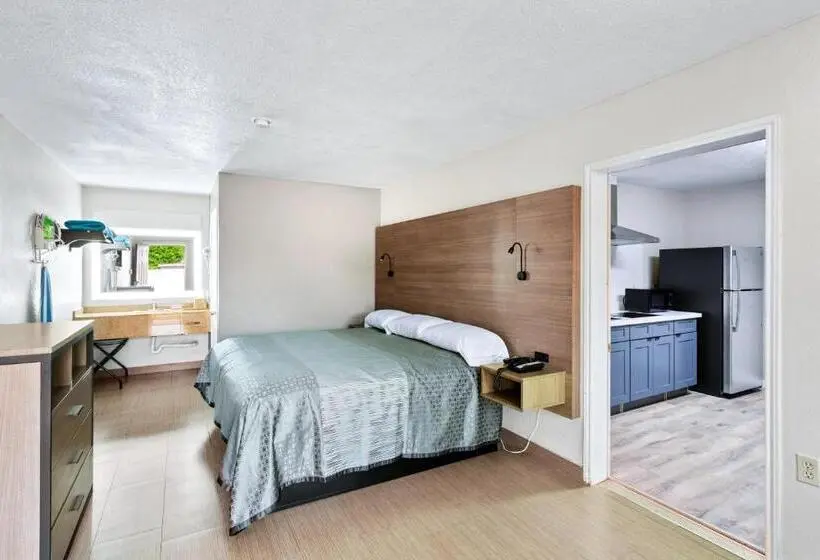 اتاق لوکس با تخت بزرگ, Siesta Inn Mcallen
