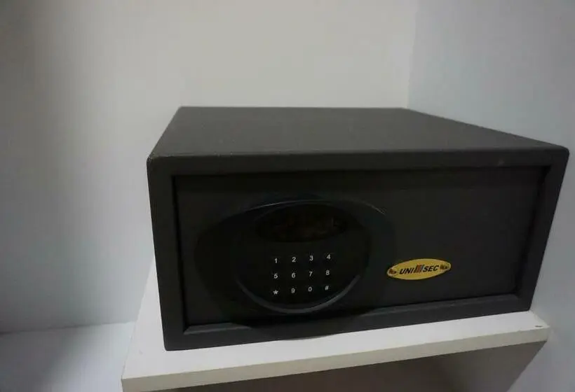 Pokój Deluxe, Yew