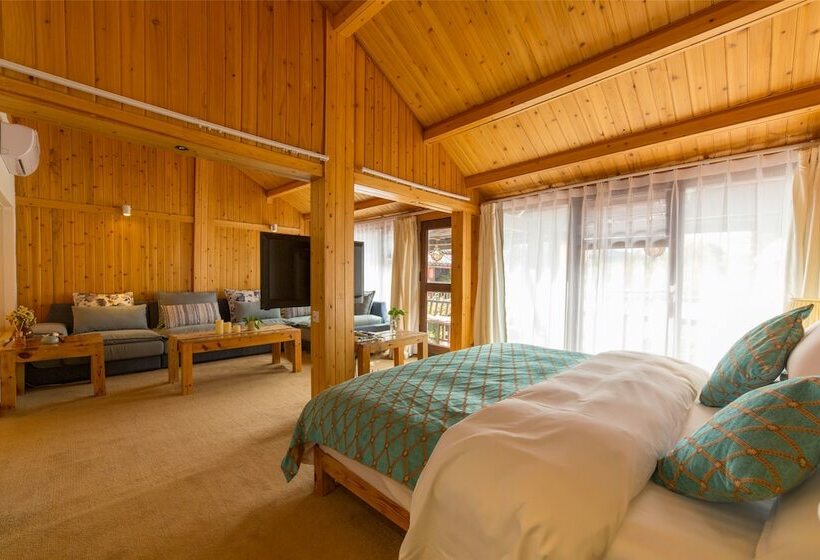 Люкс, C Est La Vie Boutique Inn