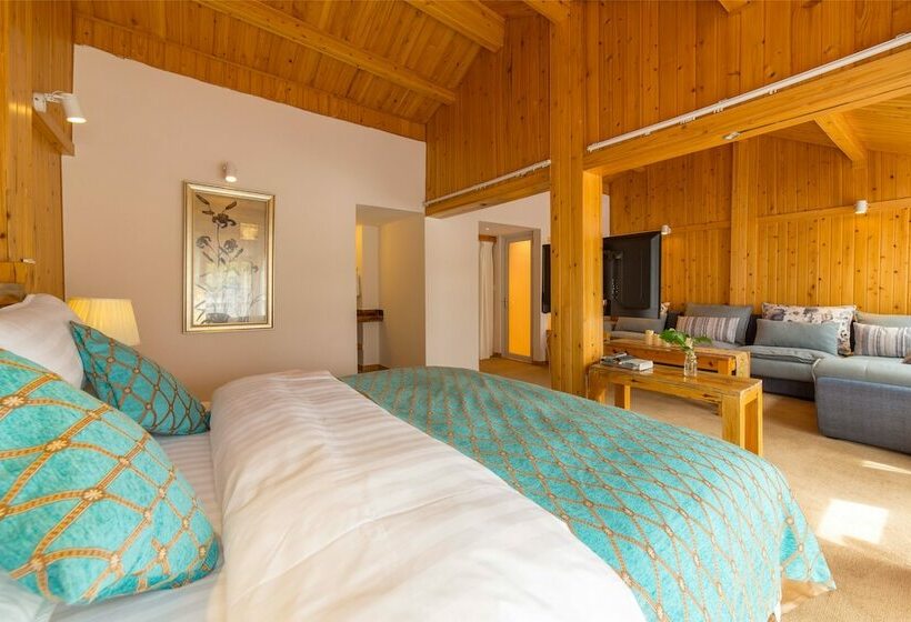 Люкс, C Est La Vie Boutique Inn