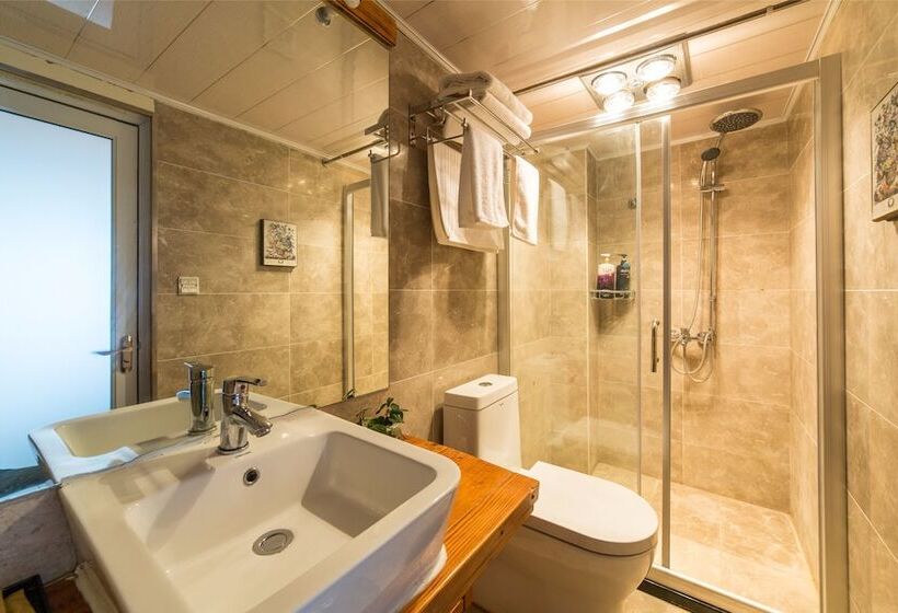 Люкс, C Est La Vie Boutique Inn