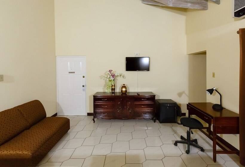 اتاق لوکس, Jasmine Inn
