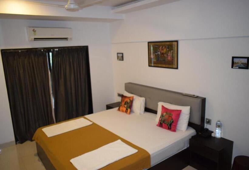 اتاق لوکس با تخت بزرگ, Athi Resorts