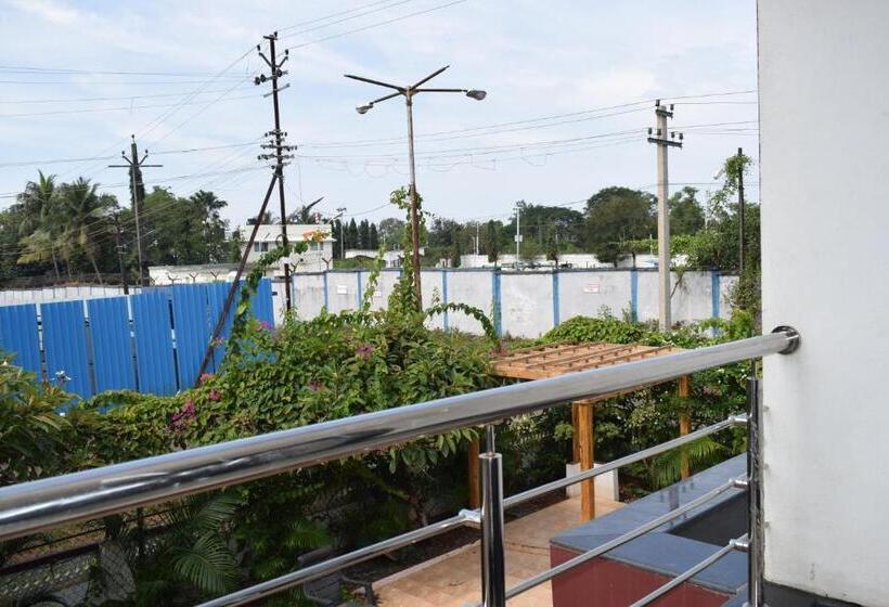 اتاق لوکس با تخت بزرگ, Athi Resorts