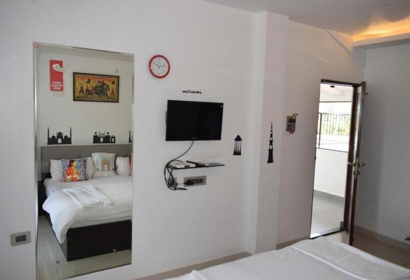 اتاق لوکس با تخت بزرگ, Athi Resorts