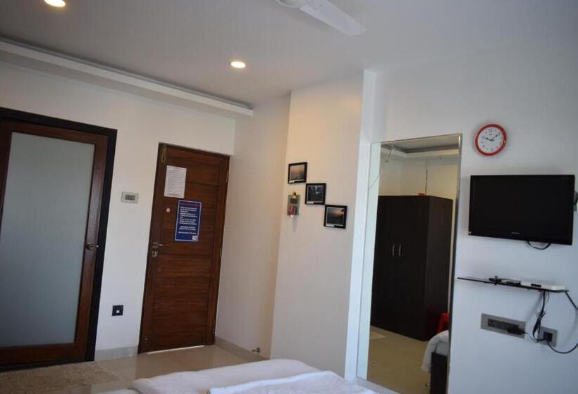 اتاق سوپریور, Athi Resorts